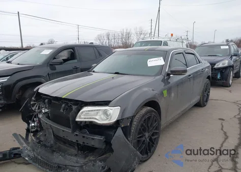 2019 Chrysler 300 Touring L Awd из США, поврежденный, VIN 2C3CCARG4KH548953